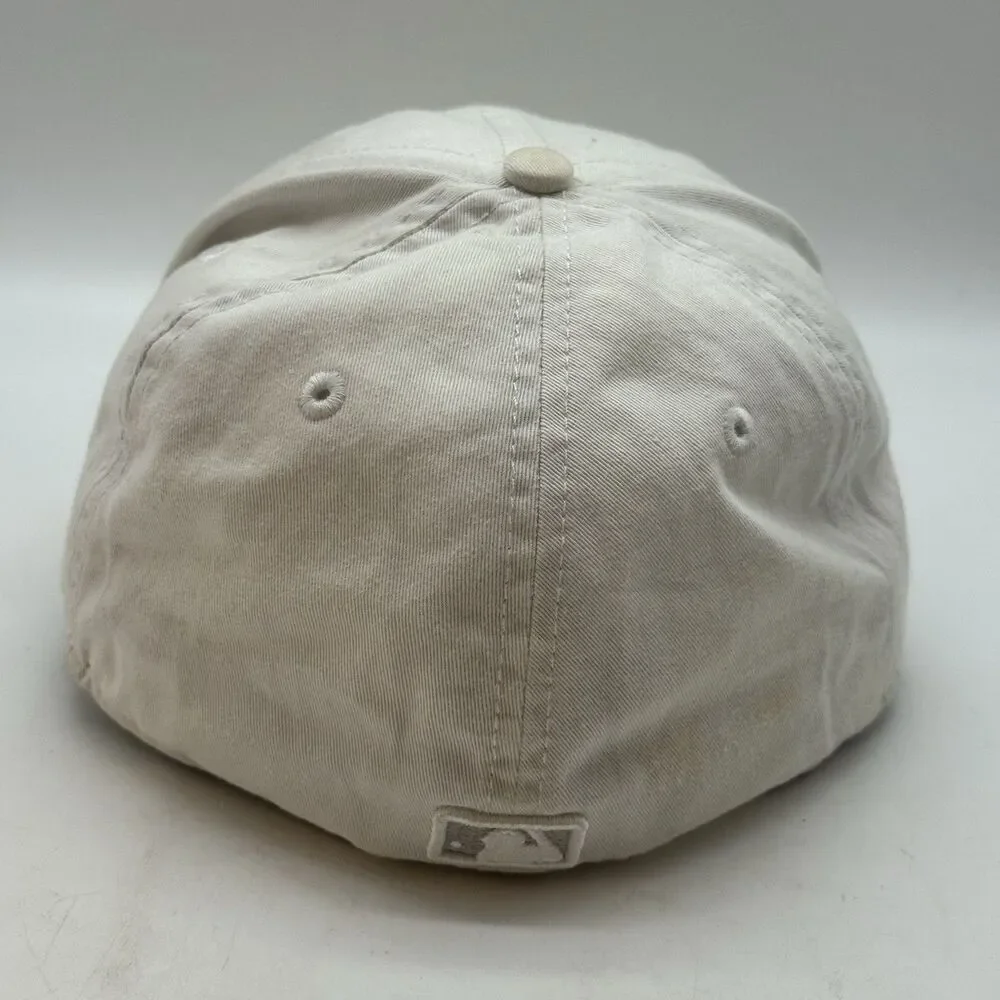 Chicago Cubs MLB Baseball Cap Fitted 7.25 White on White New Era 59Fifty Hat GM